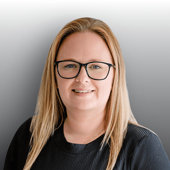 Photo of Lyndsey Shirak
